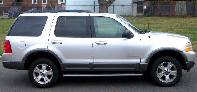 2004 Ford Explorer GXL