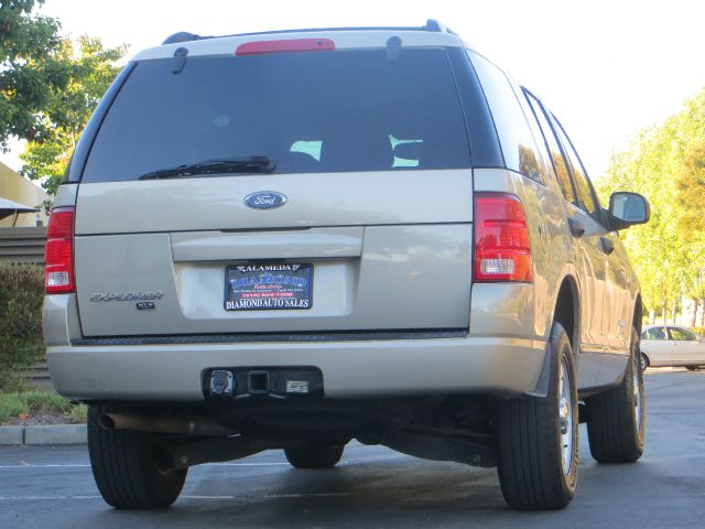 2004 Ford Explorer 2dr Cpe V6 Manual GT Limited