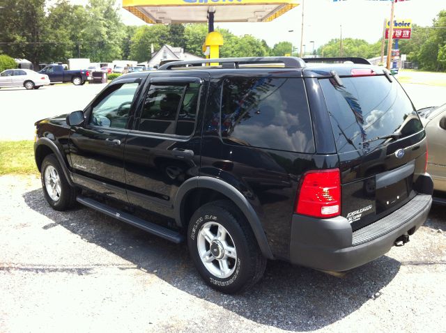 2004 Ford Explorer 2500 4WD