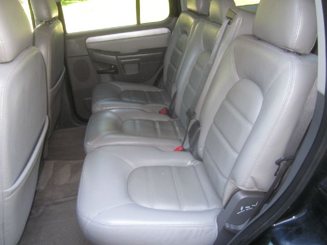 2004 Ford Explorer GXL