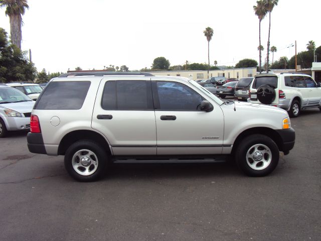 2004 Ford Explorer LT CREW 25