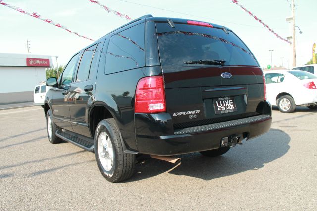 2004 Ford Explorer Scottsdale 2WD