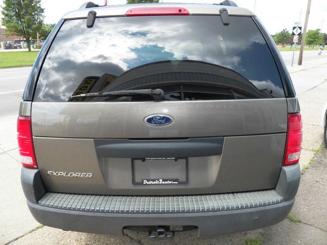 2004 Ford Explorer L AUTO W/cloth