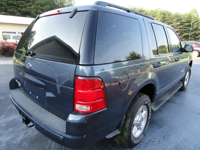 2004 Ford Explorer GXL