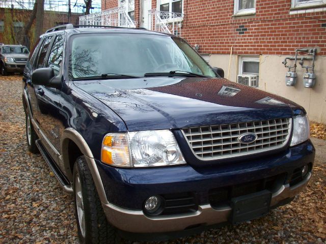 2004 Ford Explorer LT CREW 25