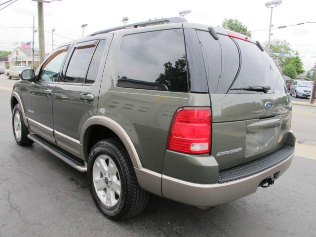 2004 Ford Explorer LT CREW 25