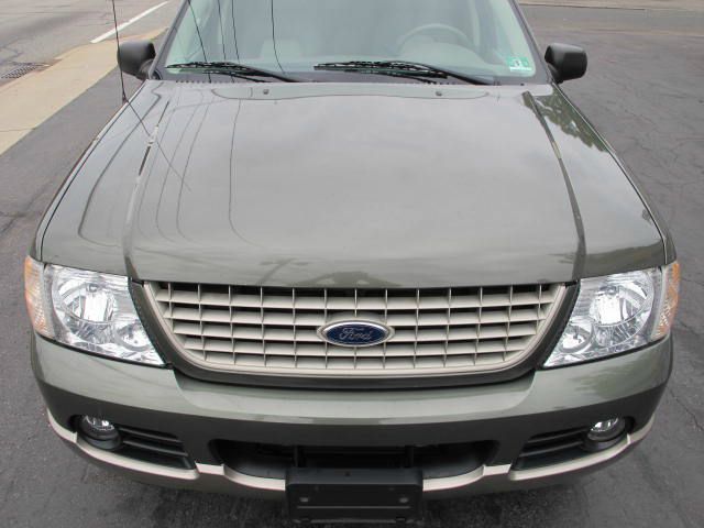 2004 Ford Explorer LT CREW 25