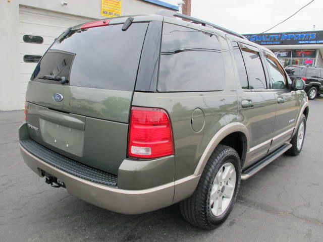 2004 Ford Explorer LT CREW 25