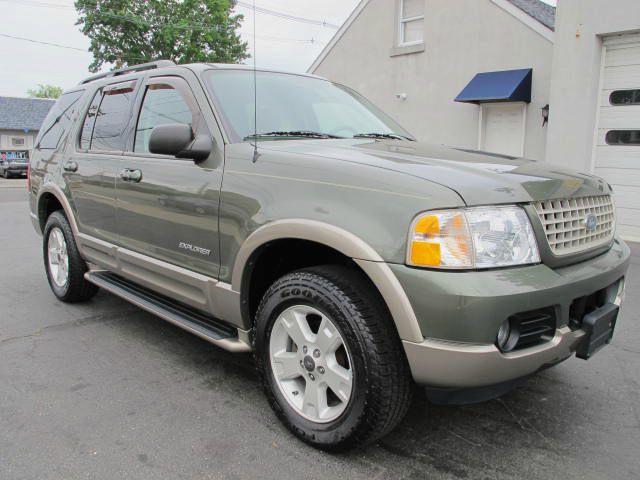 2004 Ford Explorer LT CREW 25