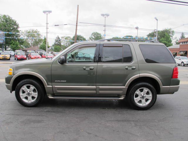 2004 Ford Explorer LT CREW 25