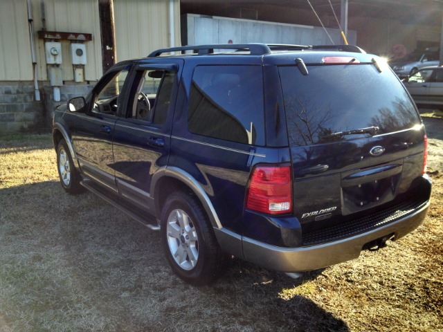 2004 Ford Explorer 2500 4WD