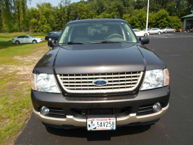 2005 Ford Explorer LT CREW 25