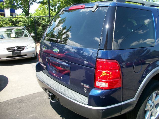 2005 Ford Explorer 4WD 5dr EX