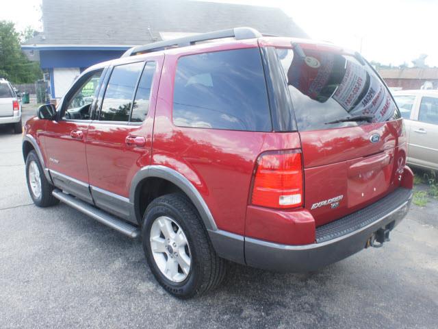 2005 Ford Explorer ESi