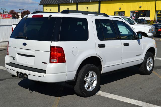 2005 Ford Explorer GXL