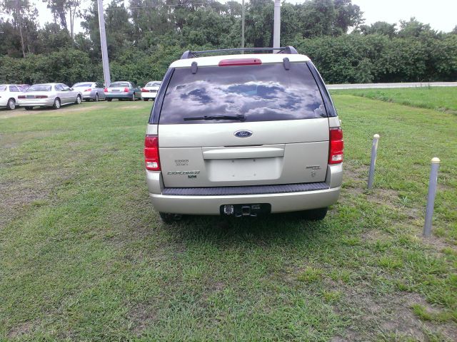 2005 Ford Explorer 4WD 5dr EX