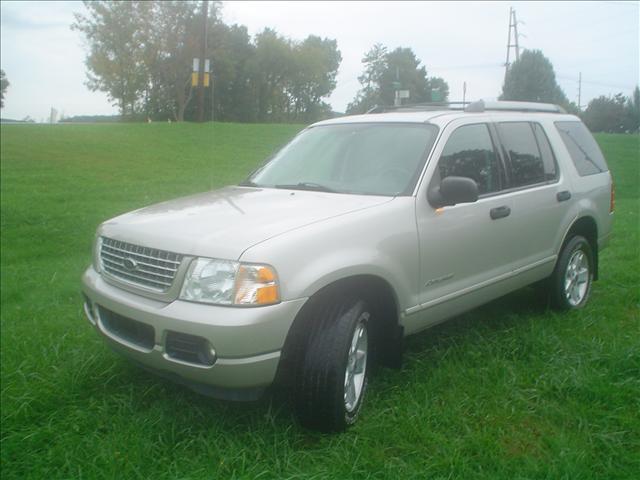 2005 Ford Explorer ESi