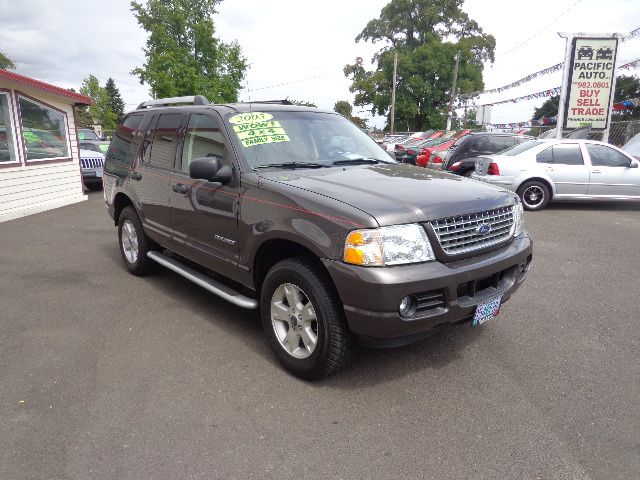 2005 Ford Explorer ESi