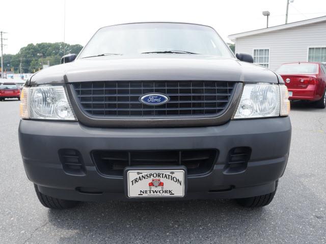 2005 Ford Explorer XLS