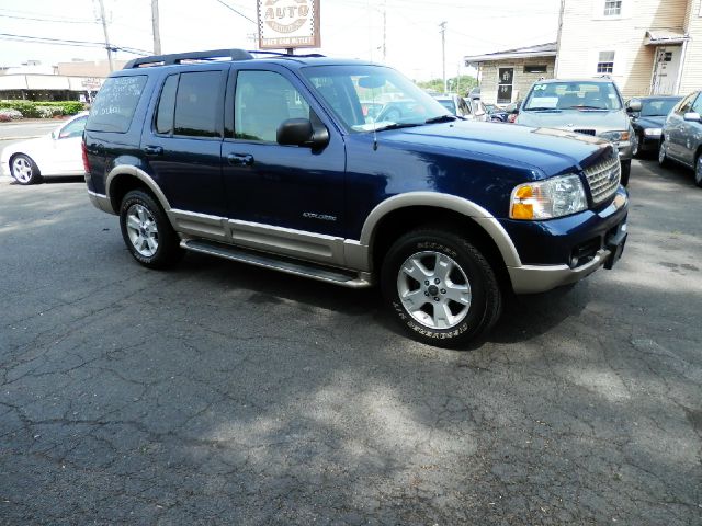 2005 Ford Explorer Custom Deluxe