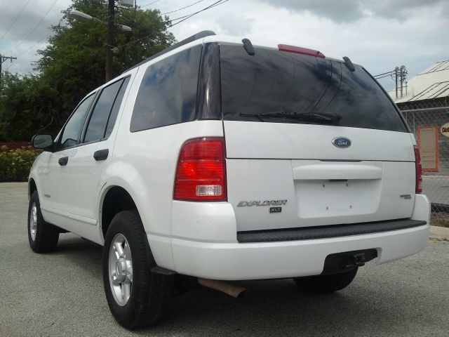 2005 Ford Explorer 2dr Cpe V6 Manual GT Limited