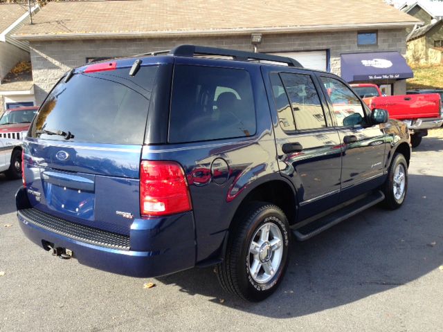 2005 Ford Explorer GXL