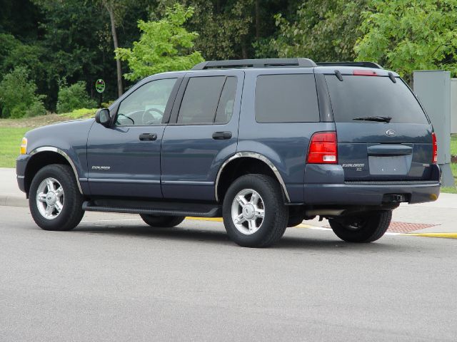 2005 Ford Explorer GXL