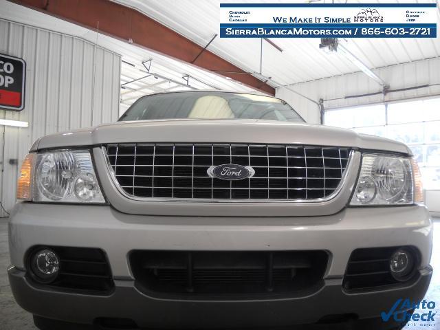 2005 Ford Explorer ESi