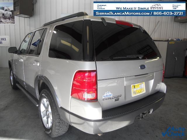 2005 Ford Explorer ESi