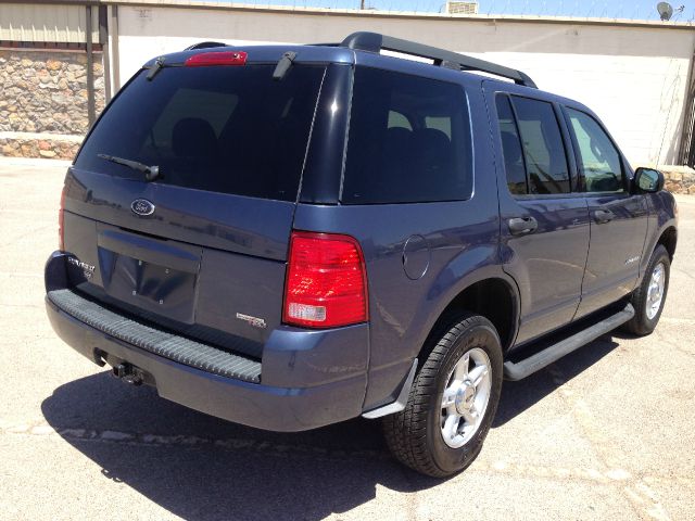 2005 Ford Explorer GXL