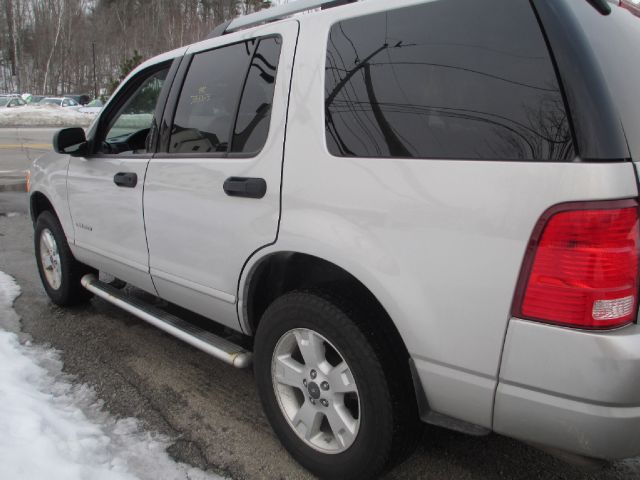 2005 Ford Explorer GXL