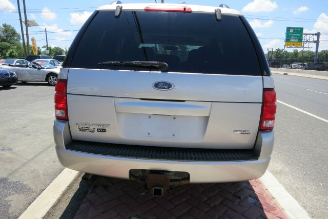 2005 Ford Explorer GXL