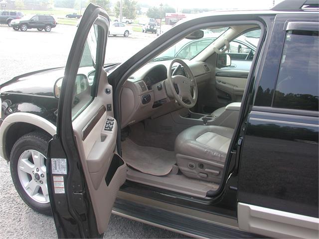 2005 Ford Explorer Unknown