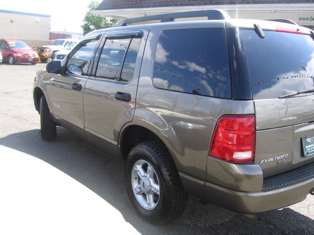 2005 Ford Explorer GXL