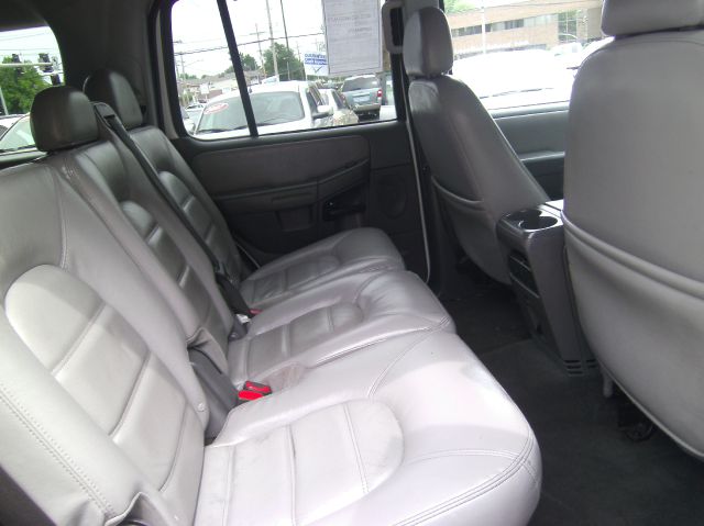 2005 Ford Explorer GXL