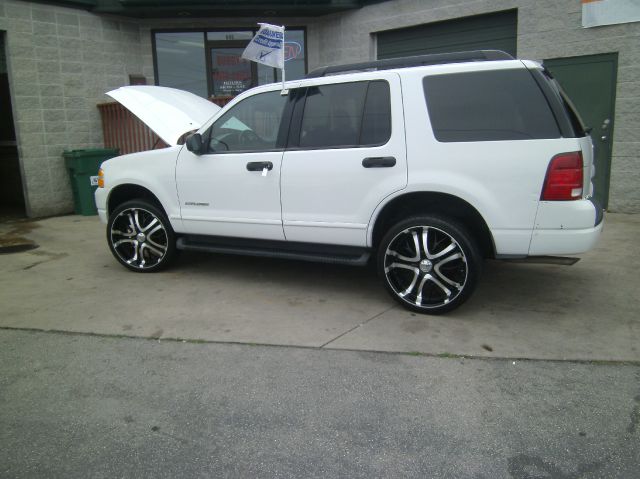 2005 Ford Explorer GXL