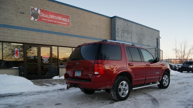 2005 Ford Explorer 2dr LWB