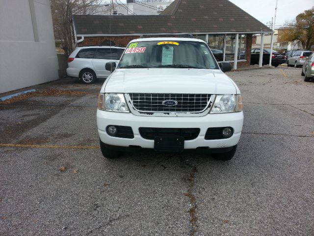 2005 Ford Explorer GXL