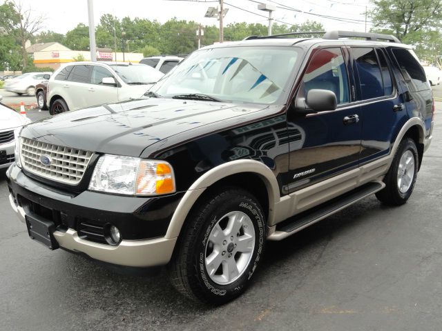 2005 Ford Explorer LT CREW 25