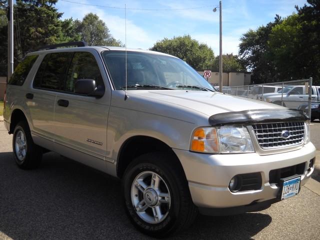 2005 Ford Explorer AWD DvD Ent. Sys