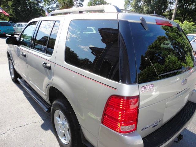 2005 Ford Explorer Sport 4WD