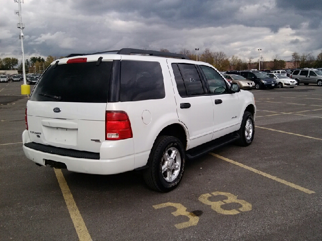 2005 Ford Explorer GXL