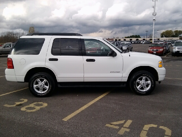 2005 Ford Explorer GXL