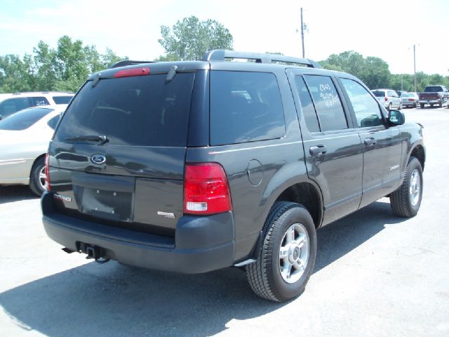 2005 Ford Explorer 2500 4WD