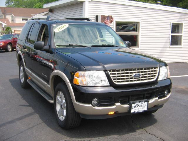 2005 Ford Explorer LT CREW 25