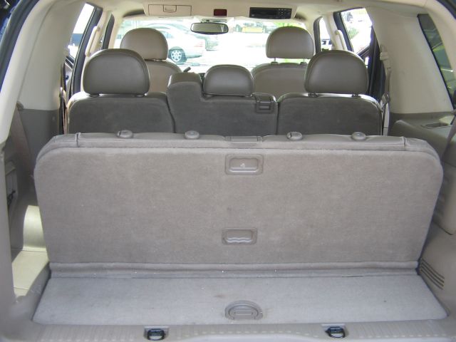 2005 Ford Explorer LT CREW 25