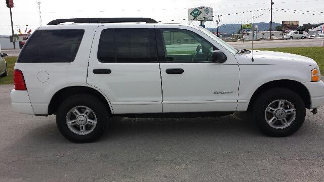 2005 Ford Explorer GXL