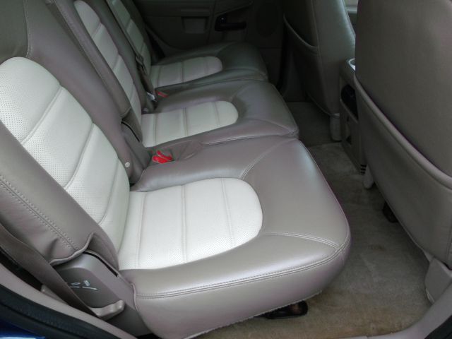 2005 Ford Explorer Custom Deluxe