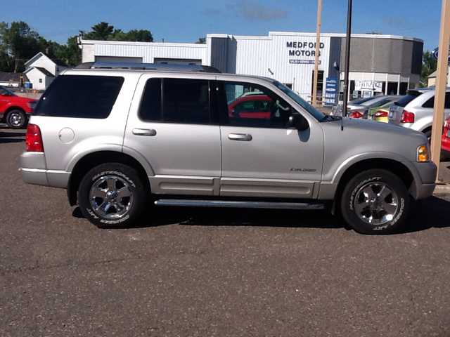 2005 Ford Explorer 2dr LWB