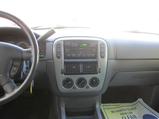 2005 Ford Explorer GXL